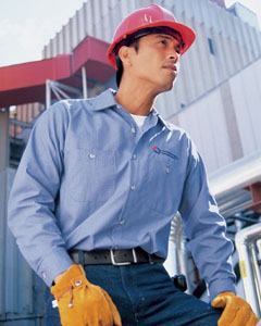 Top 10 Reasons to Use a Work Uniform Rental Program